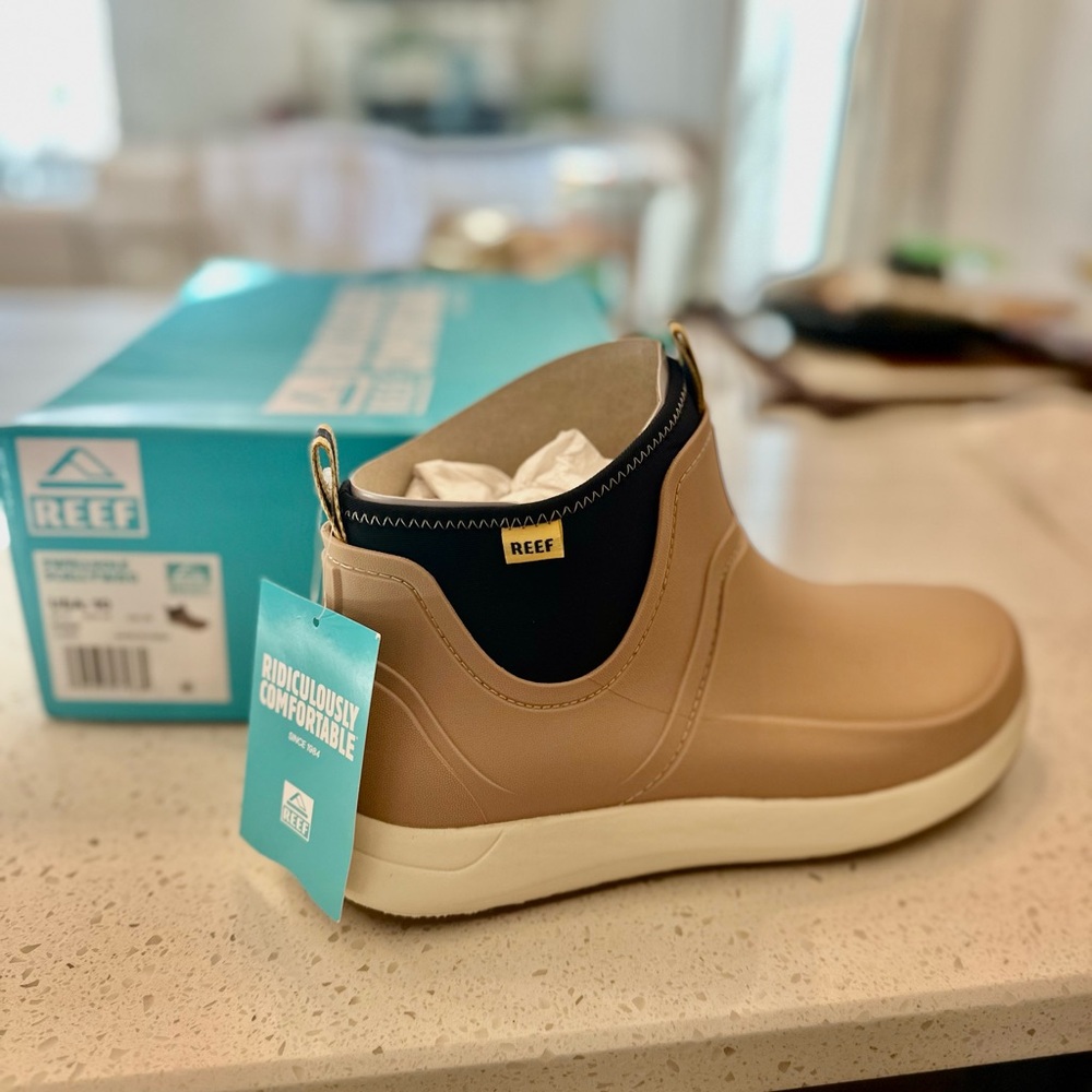 Reef Scallywag tuff boot NWT ‘Nomad’